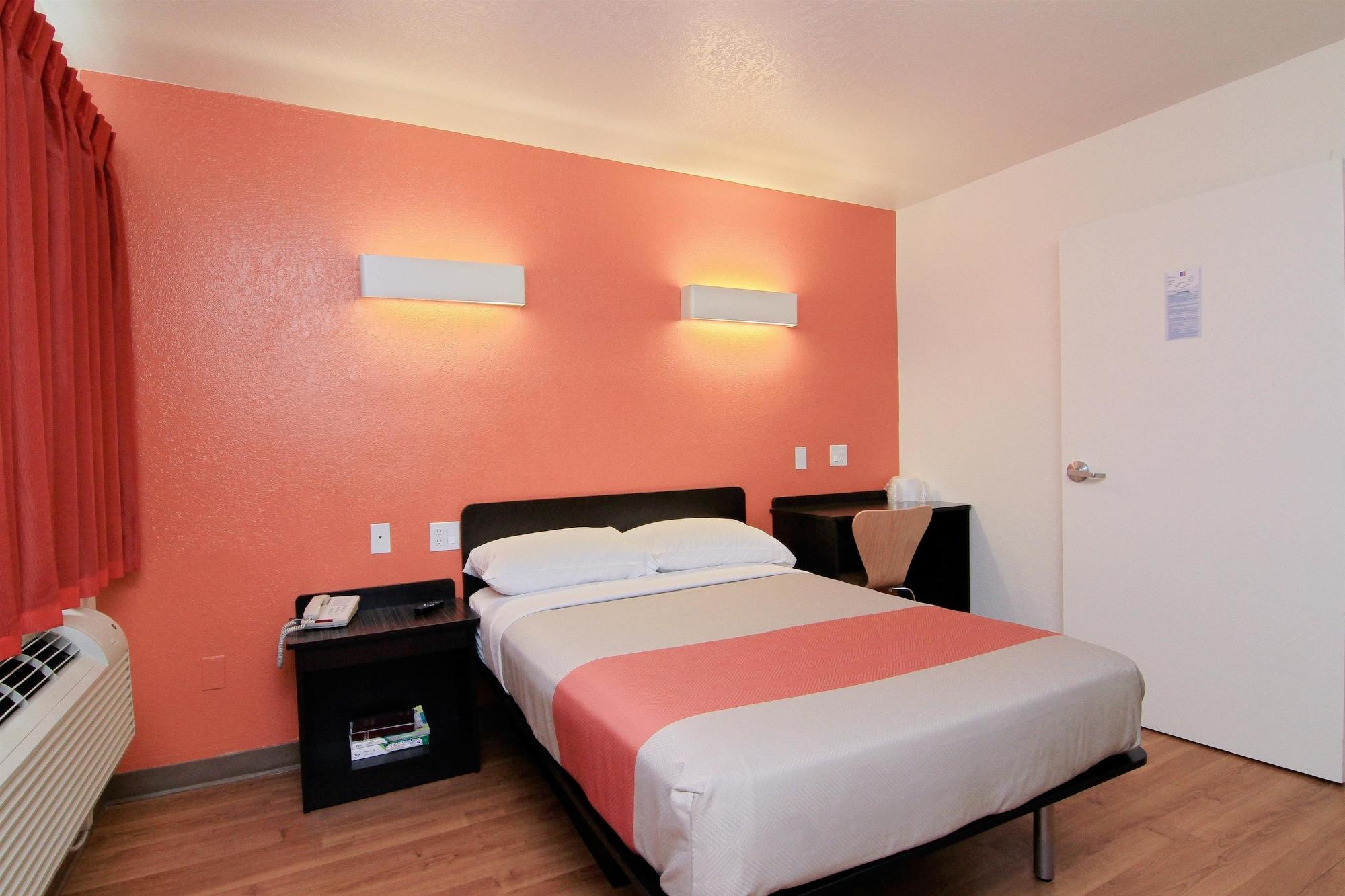 Motel 6 Old Town Scottsdale Fashion Square Exterior foto